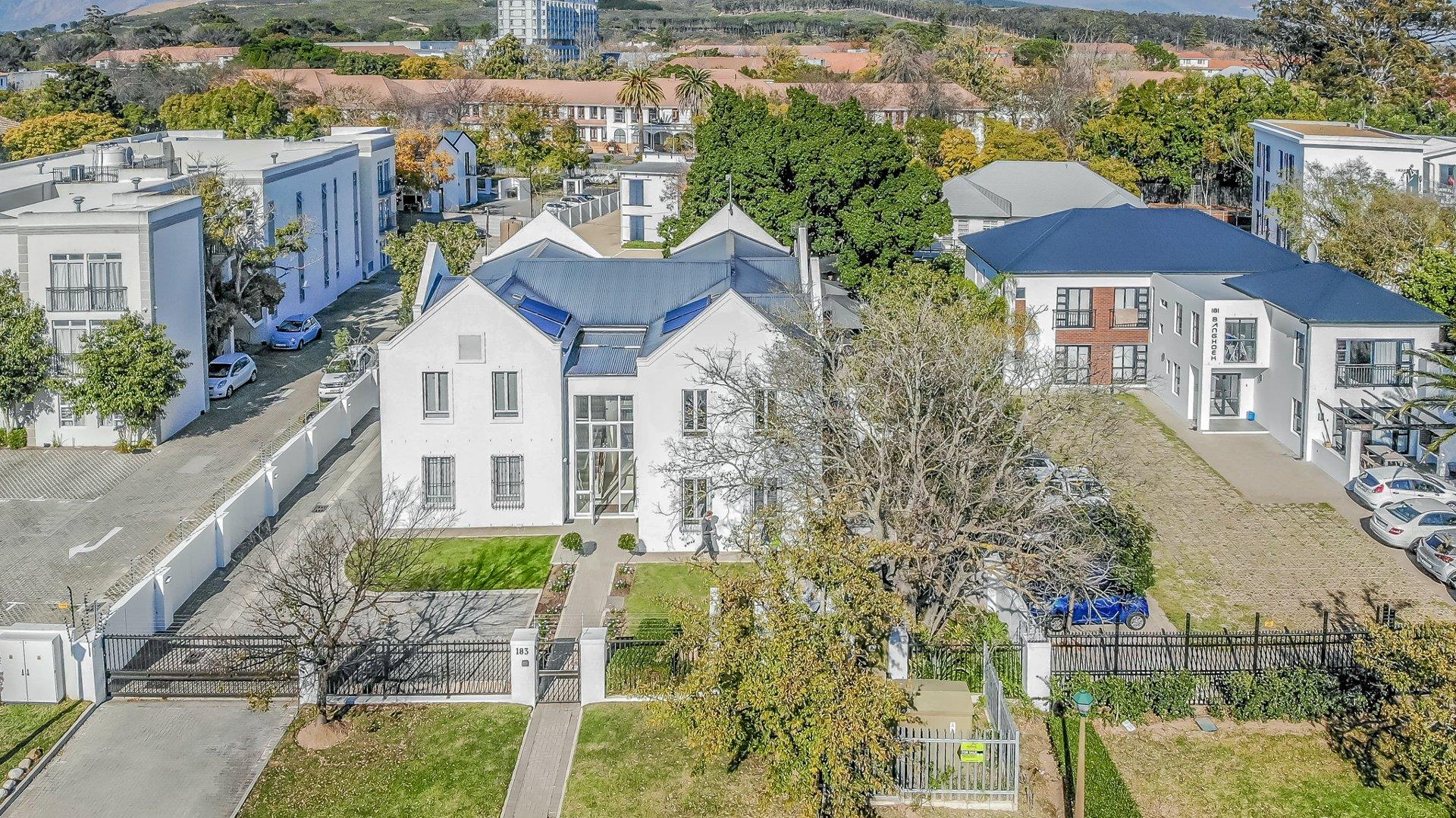 Apartments / flats for sale in Stellenbosch Stellenbosch Property