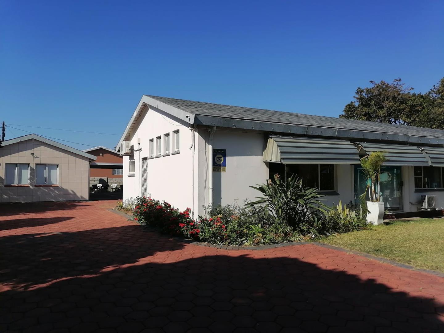 9 Bedroom House for sale in Bluff P24113085129