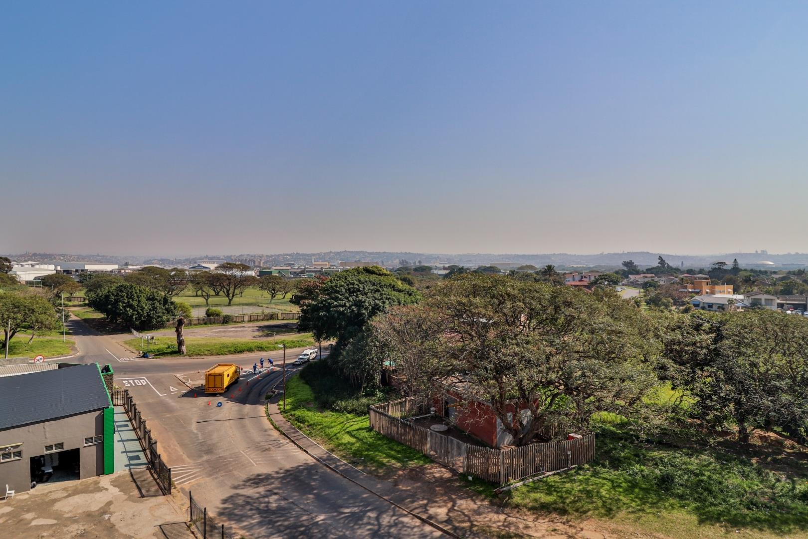 2 Bedroom Apartment / flat for sale in Isipingo Beach P24113085393