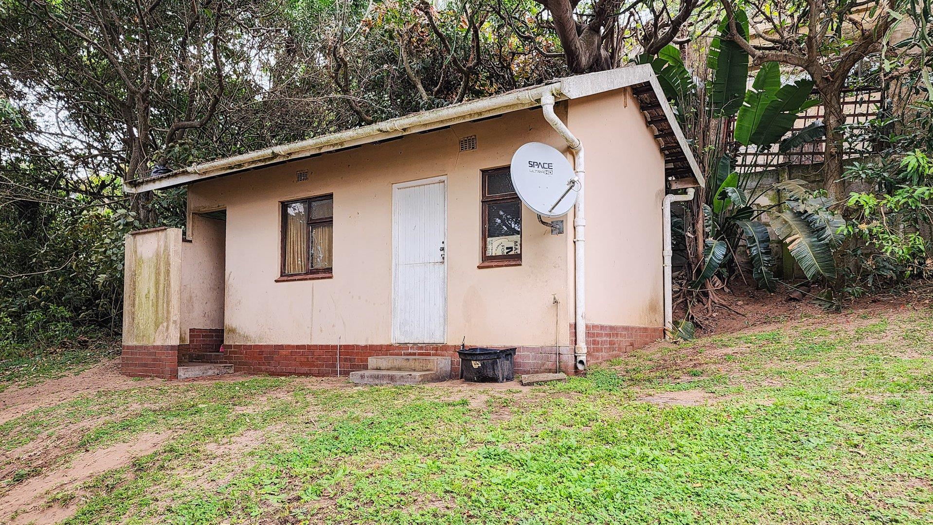 Commercial property for sale in Shelly Beach P24113085952