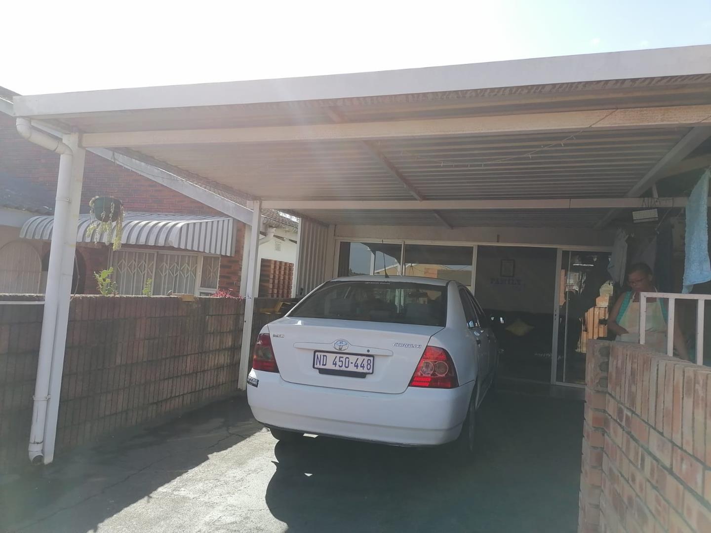 2 Bedroom House for sale in Austerville P24113086855