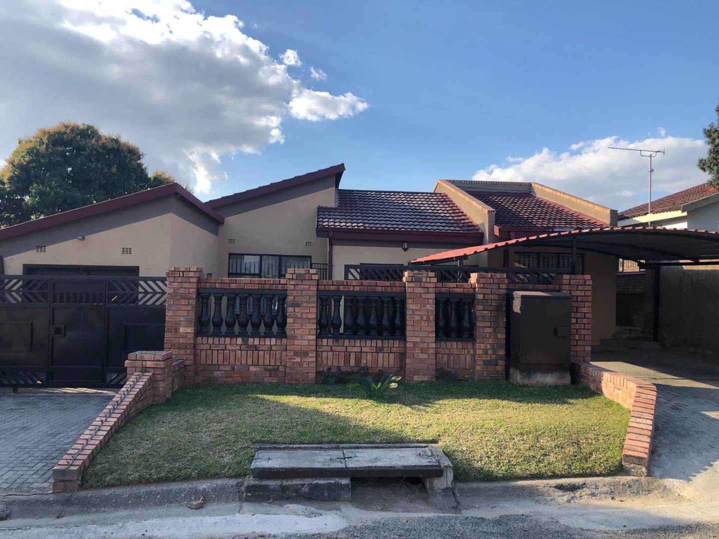 Kanyamazane Property Property and houses for sale in Kanyamazane