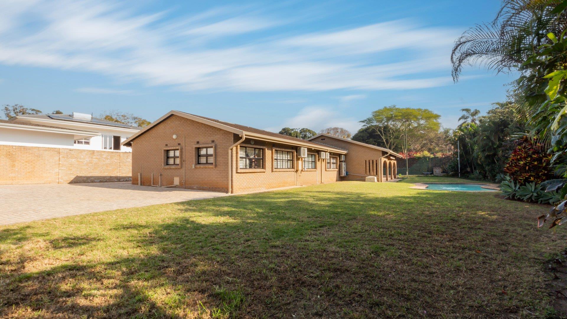 5 Bedroom House for sale in Beverley Hills 1 Nordene Road P24112763136