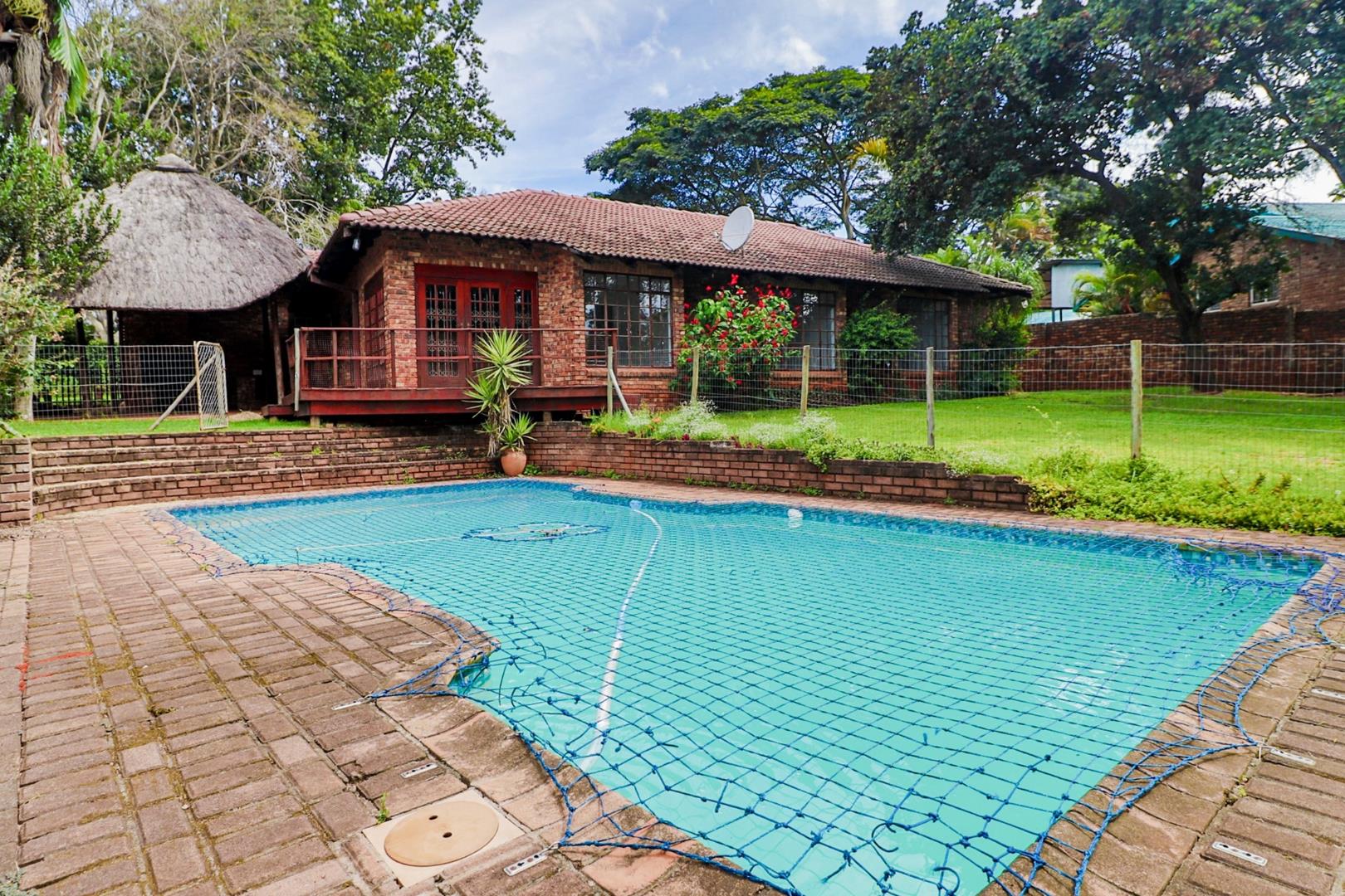 5 Bedroom House for sale in Kingsview Ext 1 14 Rooibos Road P24