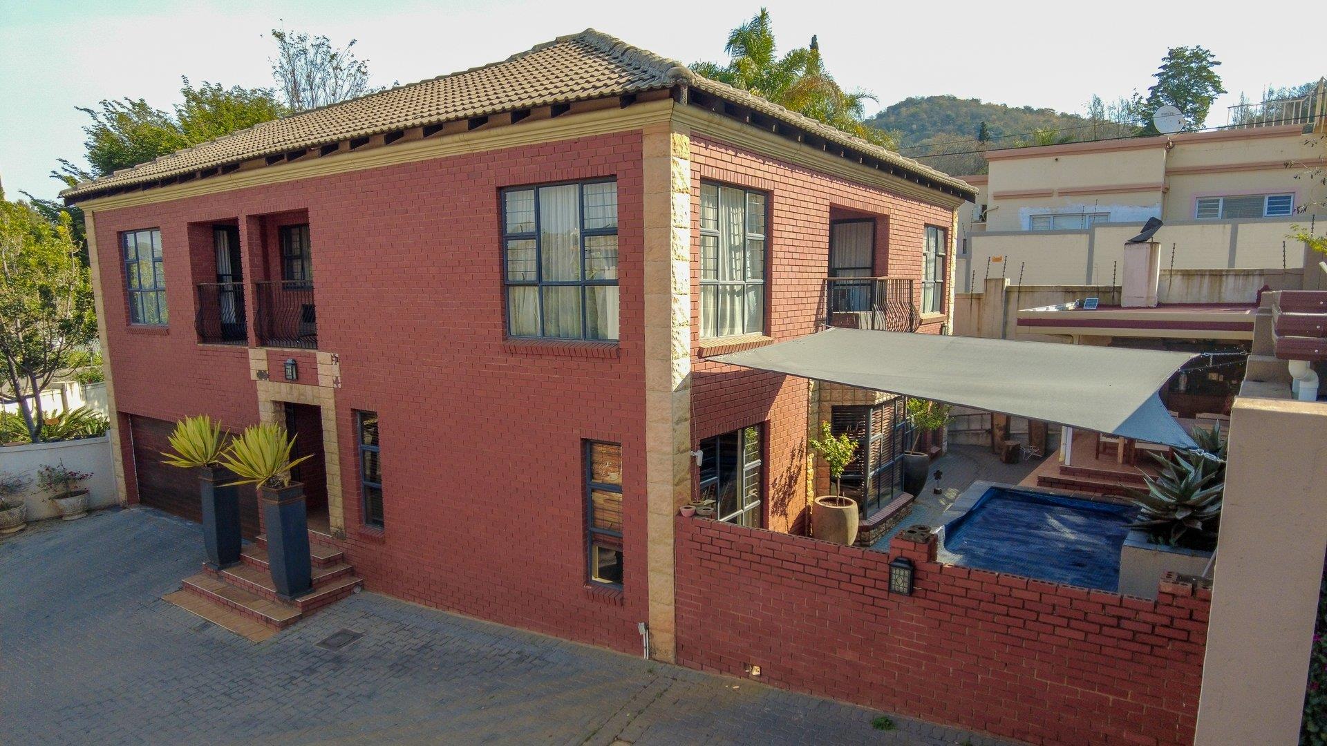 Lynnwood Manor Property Property and houses for sale in Lynnwood