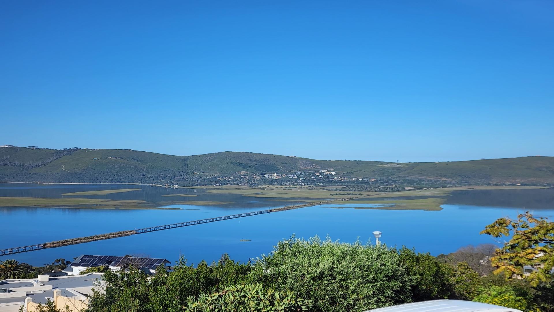 Knysna Heights Property Apartments / flats to rent in Knysna Heights