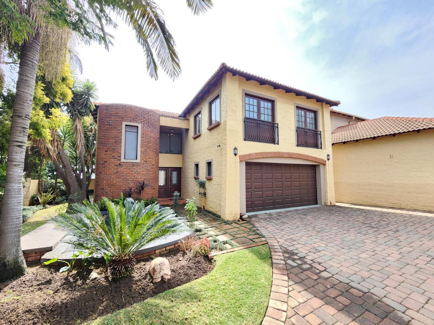 4 Bedroom House for sale in Moreleta Park P24113099766