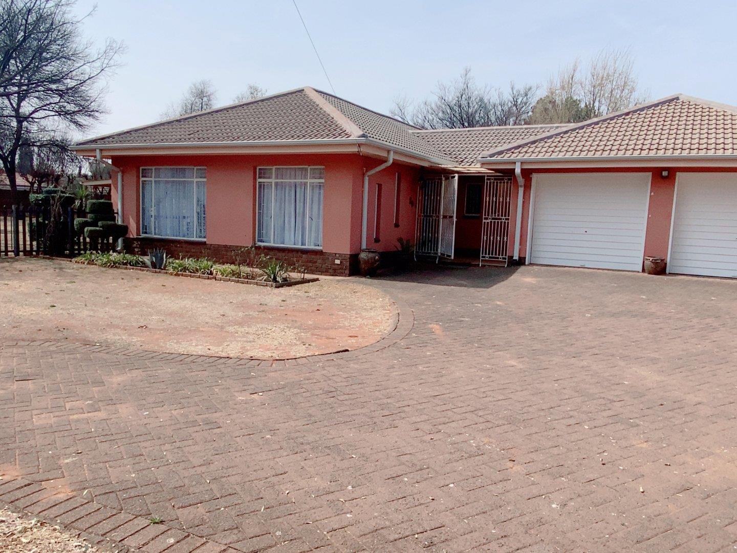 Three Rivers East Property Property and houses for sale in Three