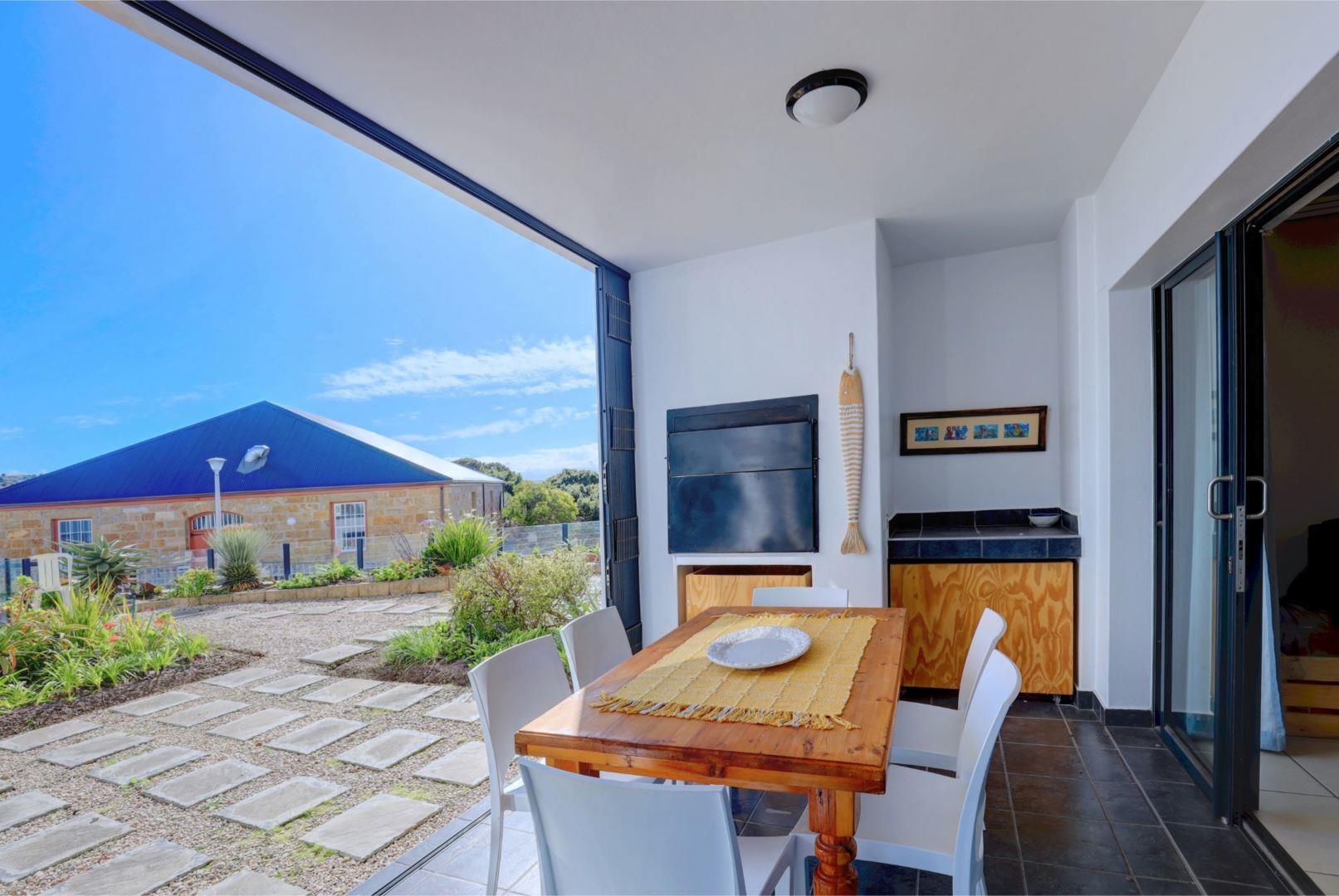 Mossel Bay Central Property Property and houses for sale in Mossel