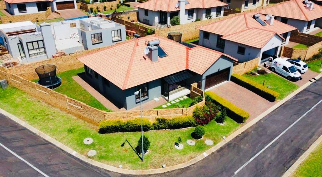 Sevilla Estate Property Property and houses for sale in Sevilla