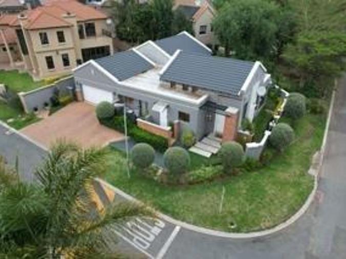4 Bedroom House for Sale in Bushwillow Park Estate
