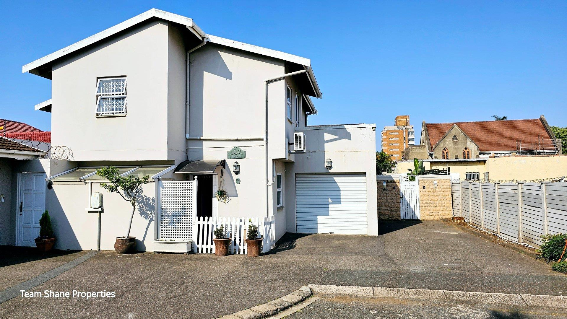 3 Bedroom Townhouse for sale in Musgrave P24113111293