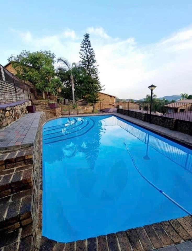 2 Bedroom Apartment / flat for sale in Ridgeway P24114446300