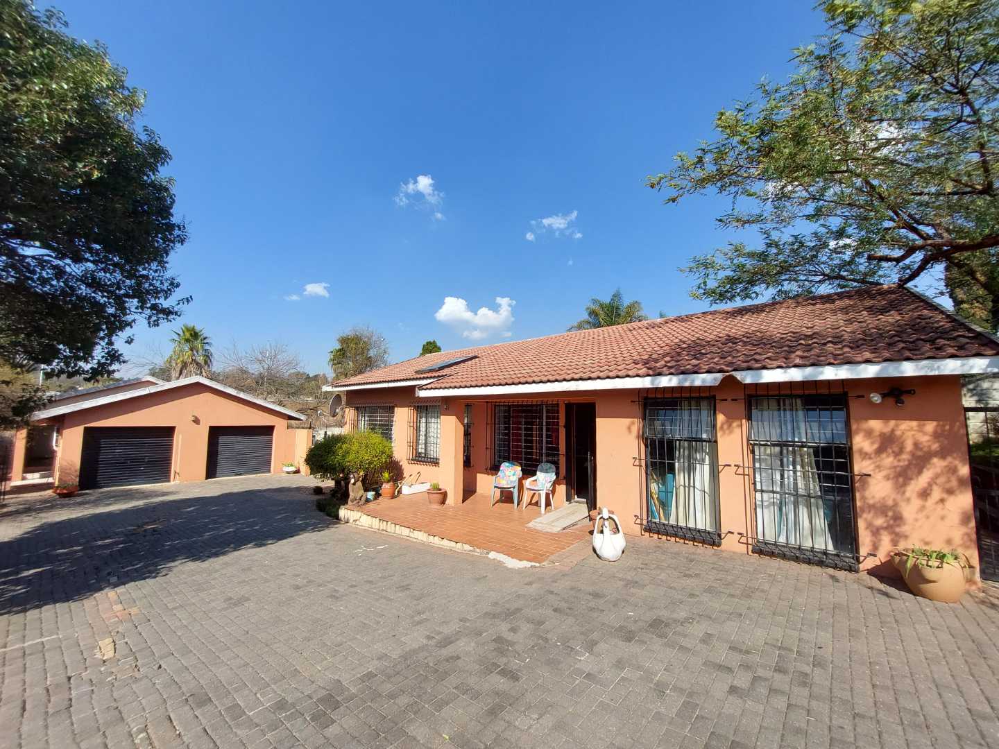 Weltevreden Park Property Property and houses for sale in Weltevreden