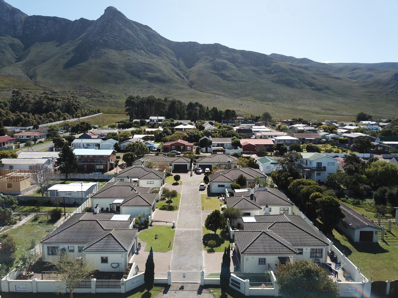 Townhouses for sale in Kleinmond Kleinmond Property