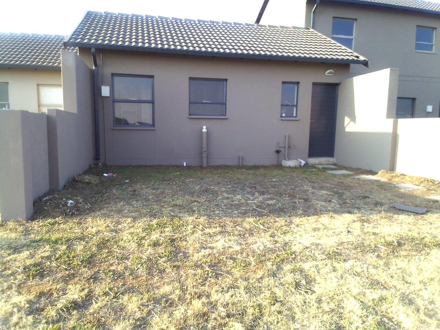 Kwathema Central Property Houses for sale in Kwathema Central