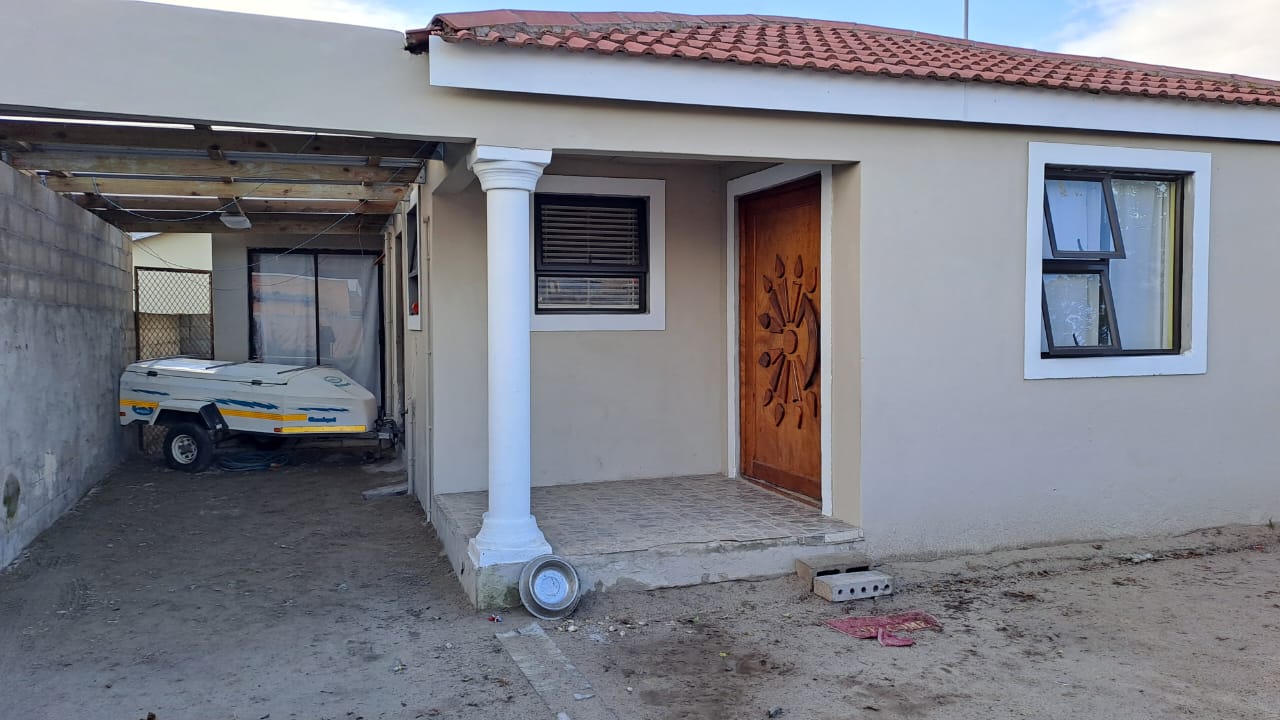 Browns Farm Property Property and houses for sale in Browns Farm