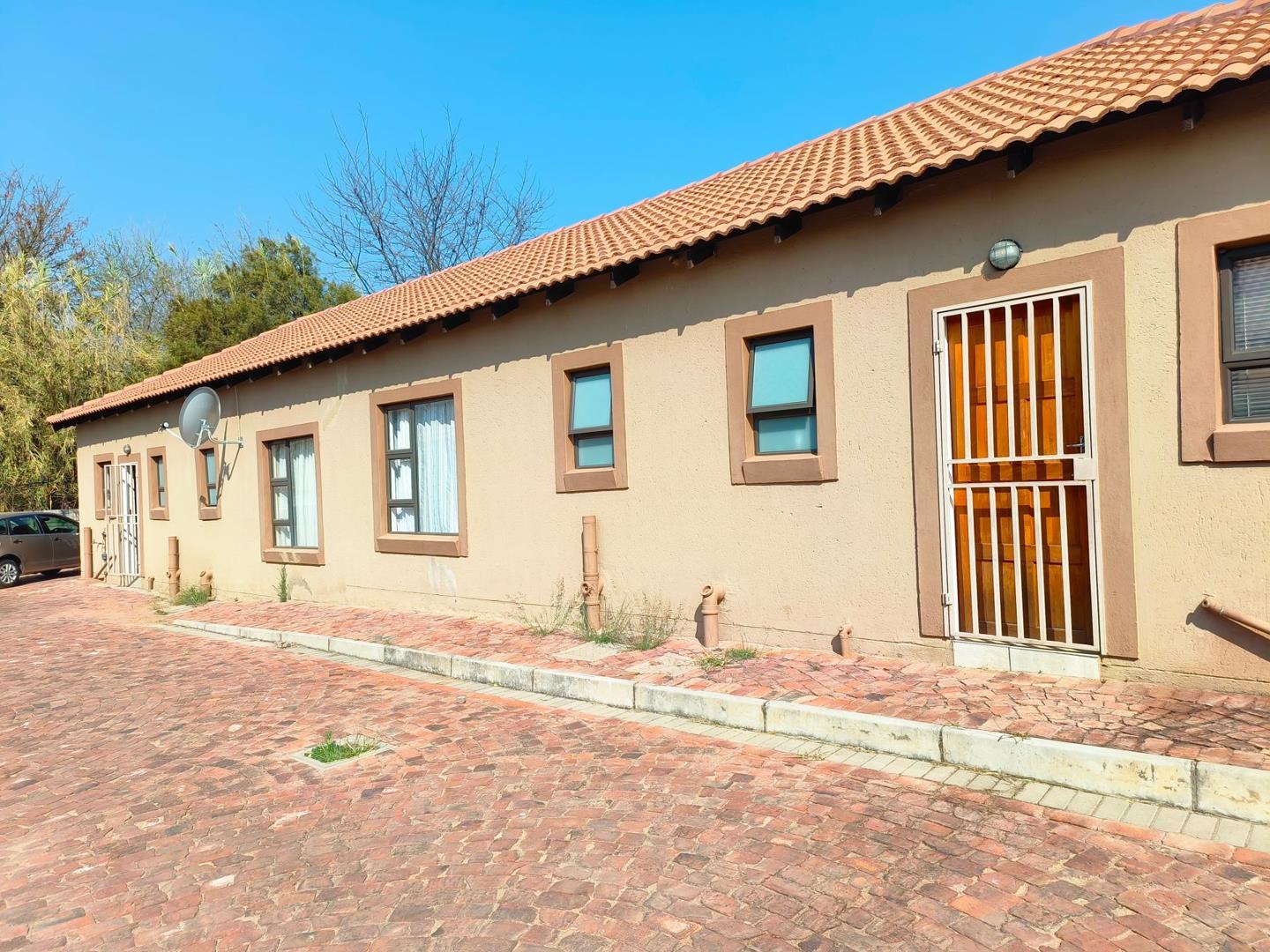 3 Bedroom House for sale in Pretoria North P24113119612