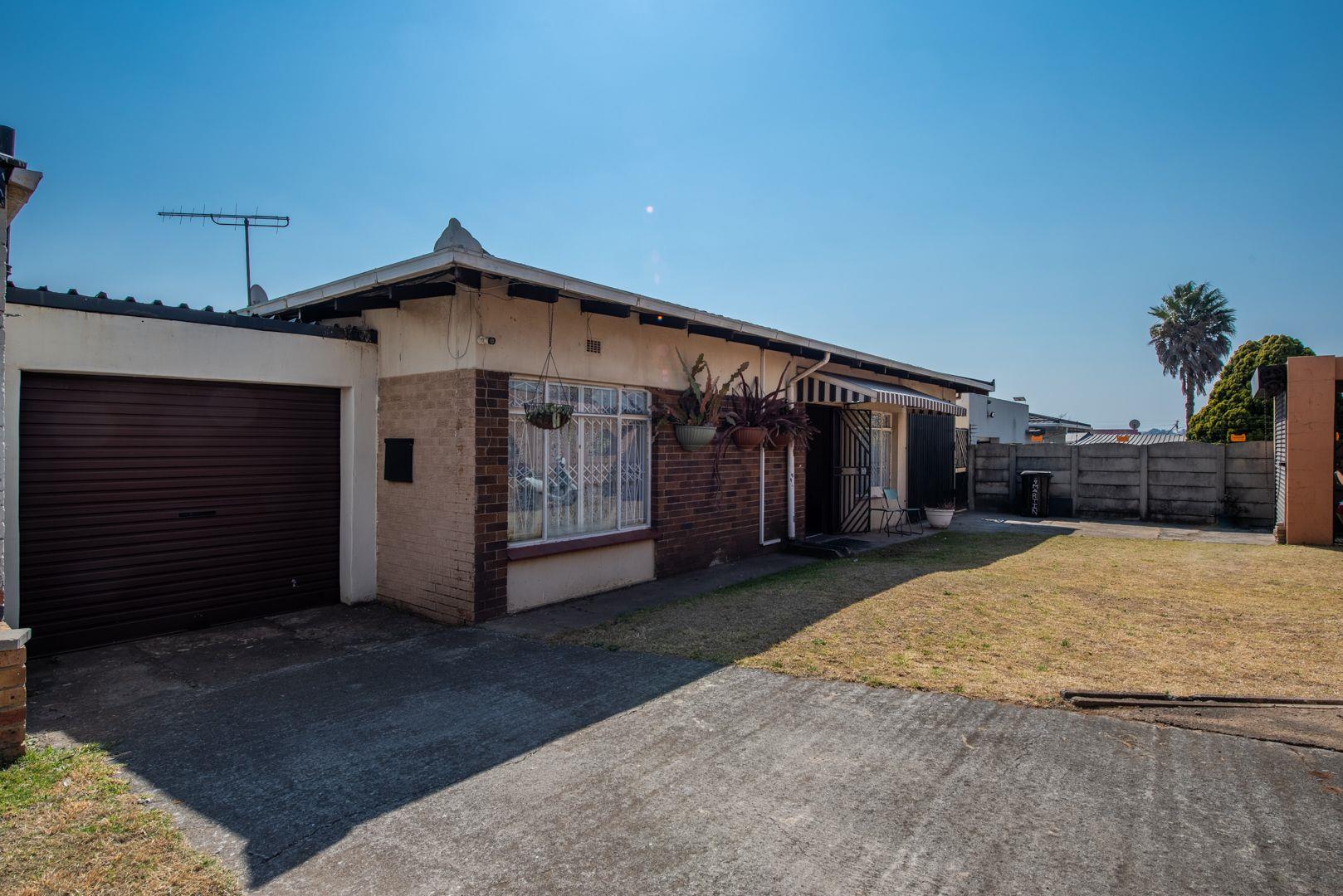 4 Bedroom House for sale in Tedstoneville P24113122471