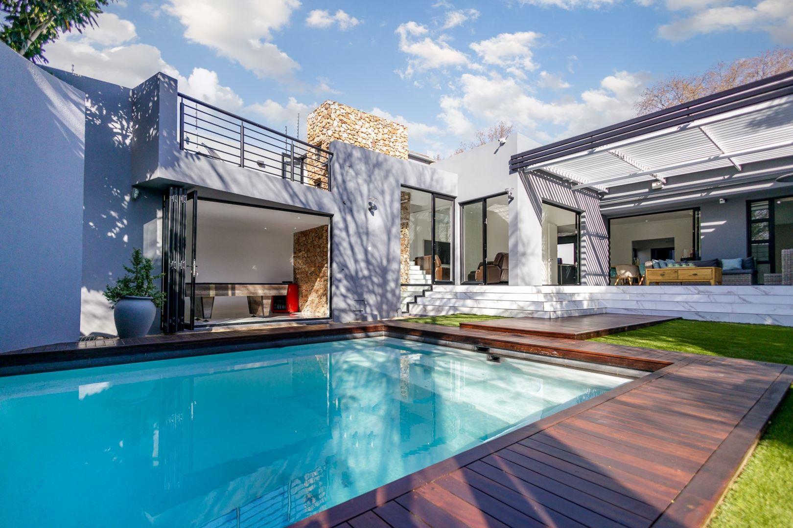 4 Bedroom House for sale in Parkhurst 111 11th P24113122692