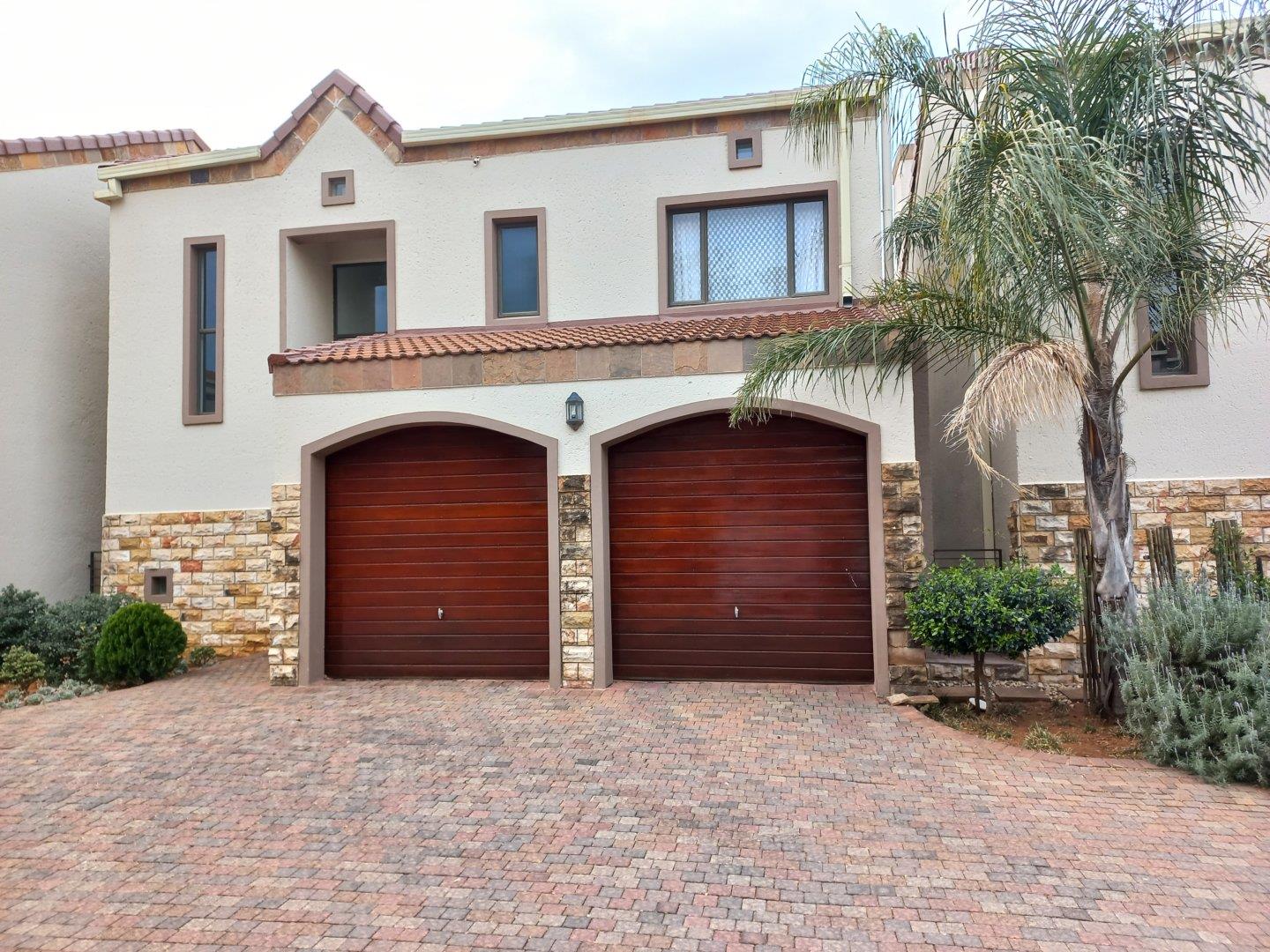 3 Bedroom Townhouse for sale in Woodland Hills Wildlife Estate P24