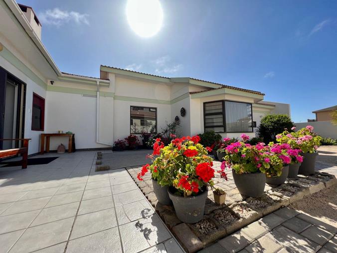 3 Bedroom House for Sale in Ocean View