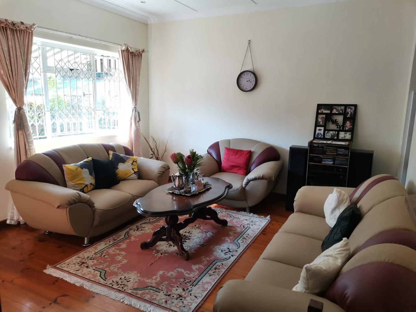 3 Bedroom House for sale in Sydenham 11 Raftery Crescent P24113143327