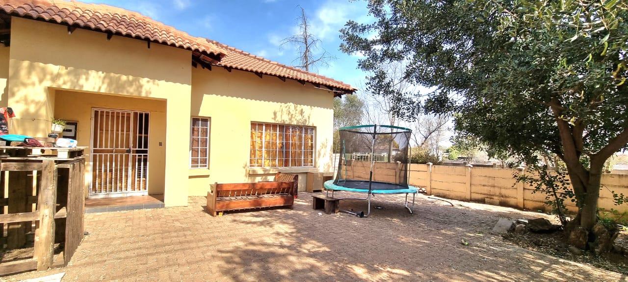 Apartments / flats for sale in Lichtenburg Lichtenburg Property