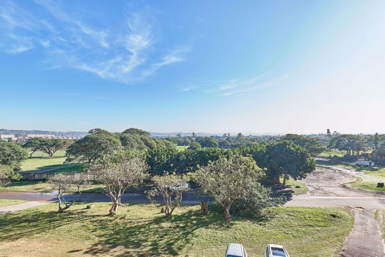 2 Bedroom Apartment / flat for sale in Isipingo Beach P24113144140