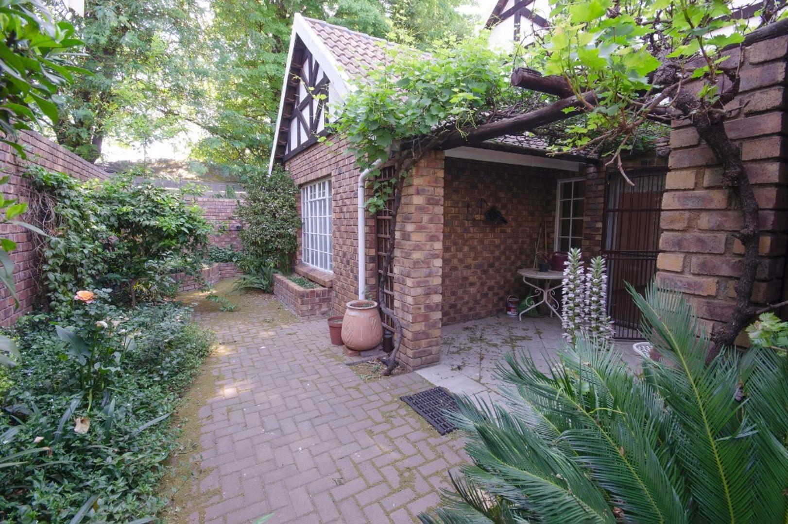 Heidelberg Central Property Property and houses for sale in