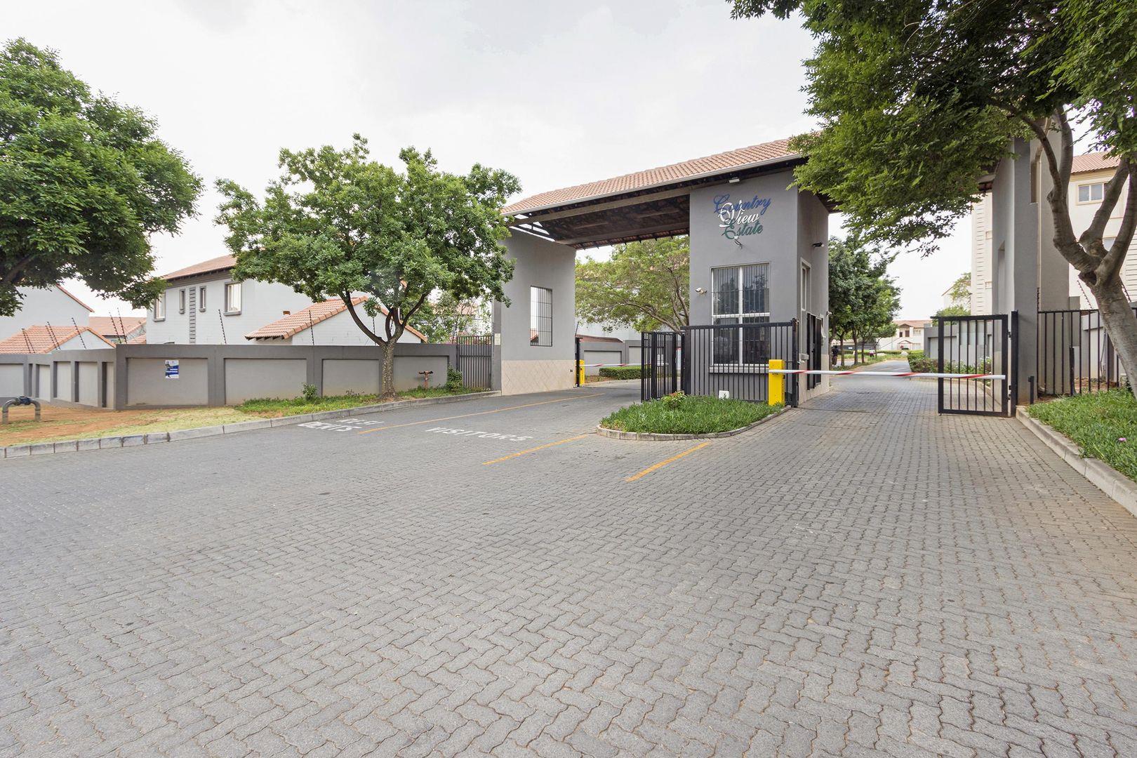 Townhouses for sale in Midrand Midrand Property
