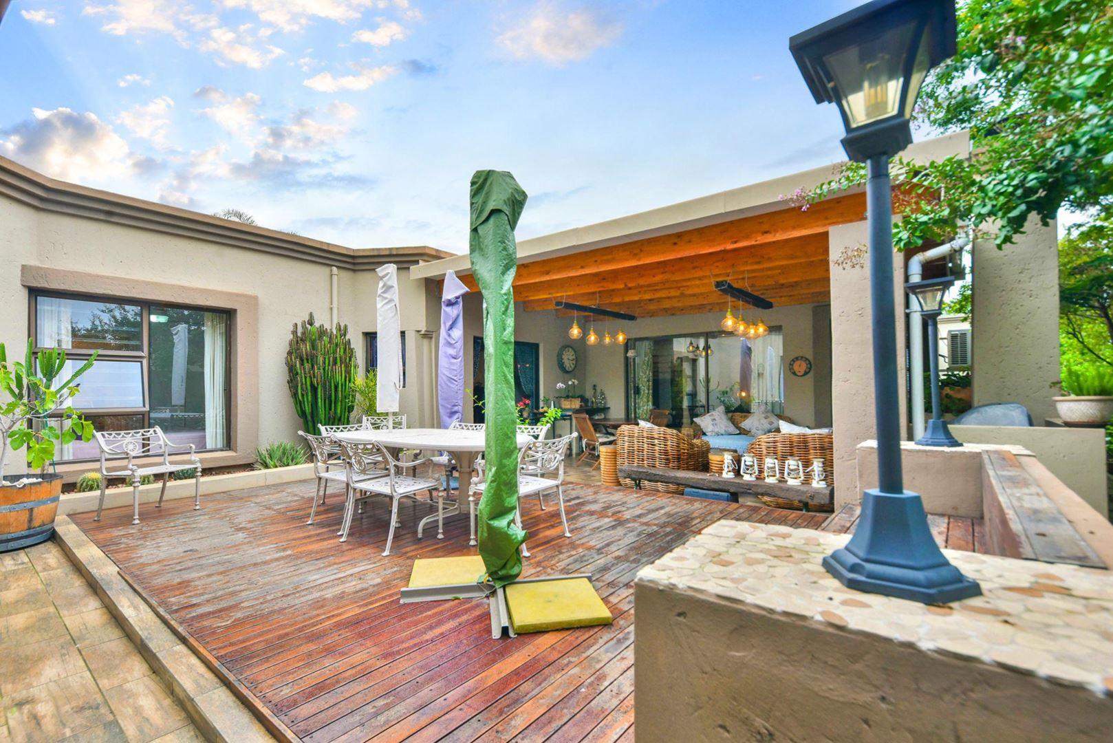 3 Bedroom House for sale in Beverley 5 Robert Bruce Rd P24113211971