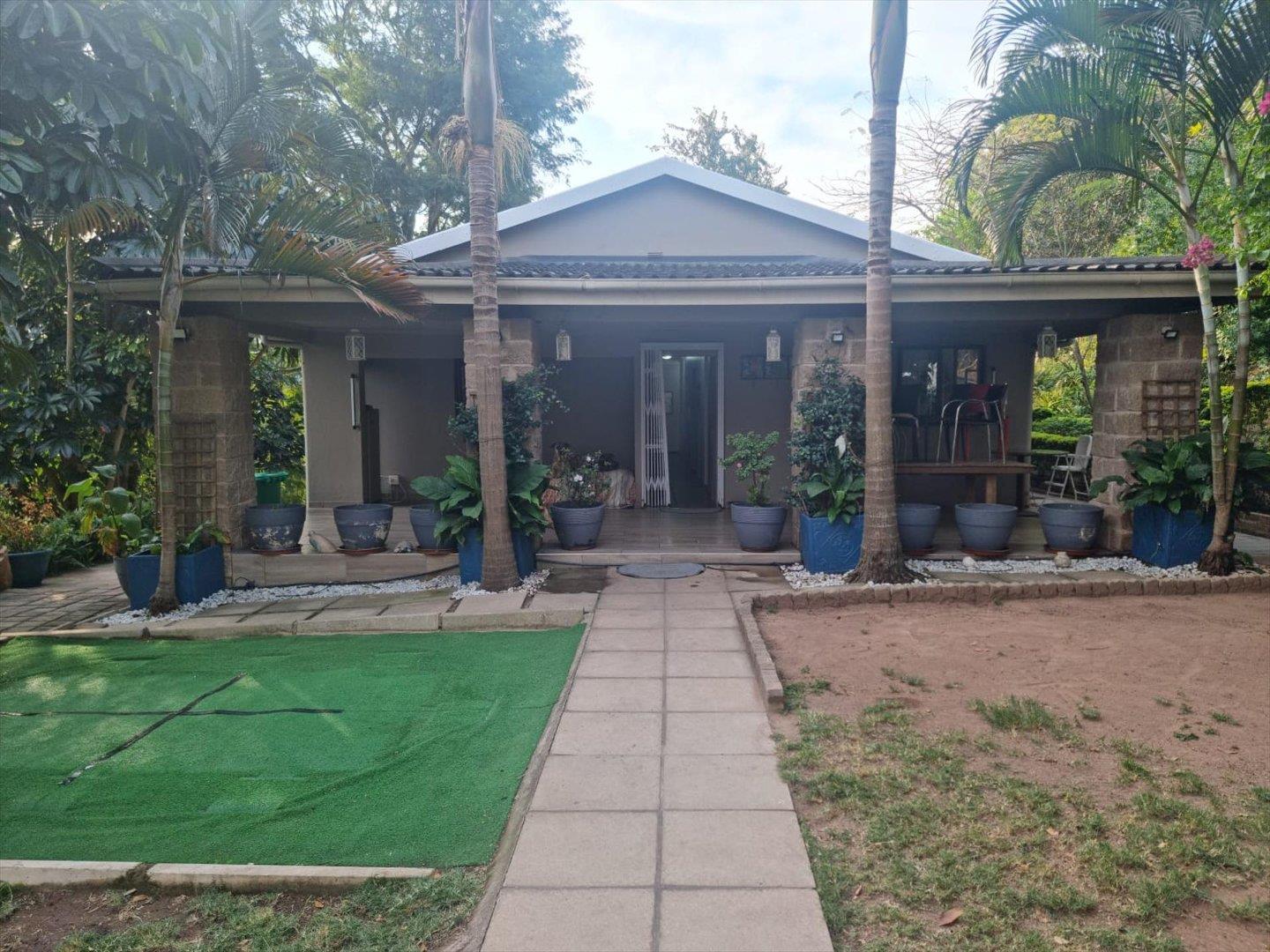 Queensburgh Central Property Property and houses to rent in Queensburgh Central