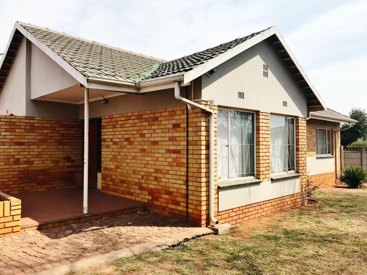 3 Bedroom House for sale in Edelweiss P24113252906