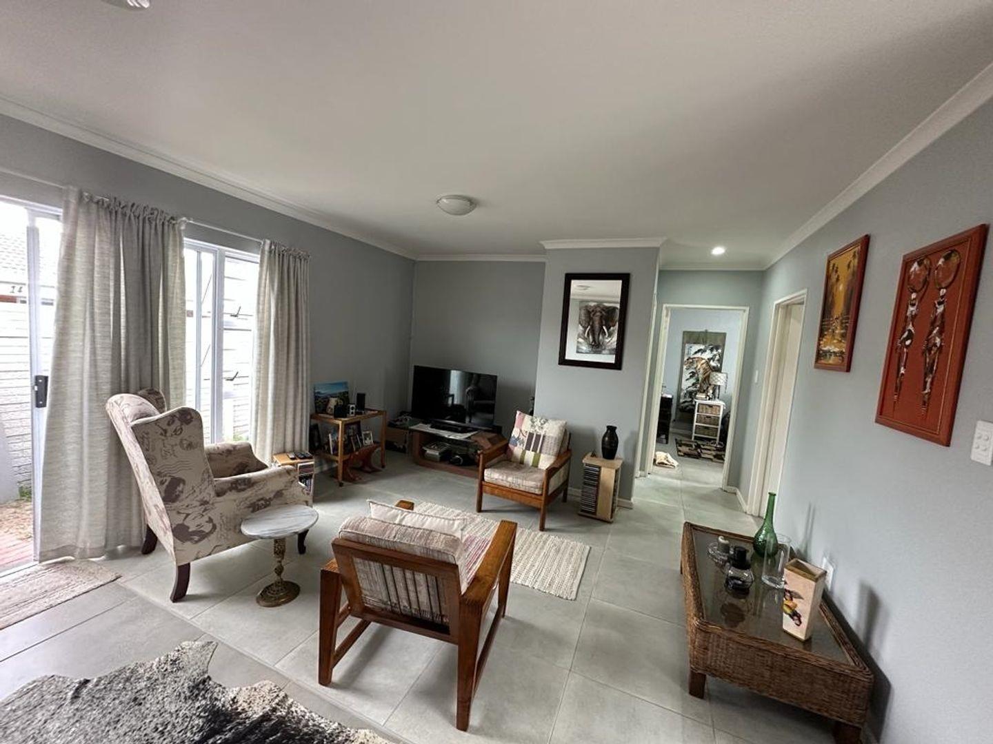 Lorraine Manor Property Property and houses for sale in Lorraine