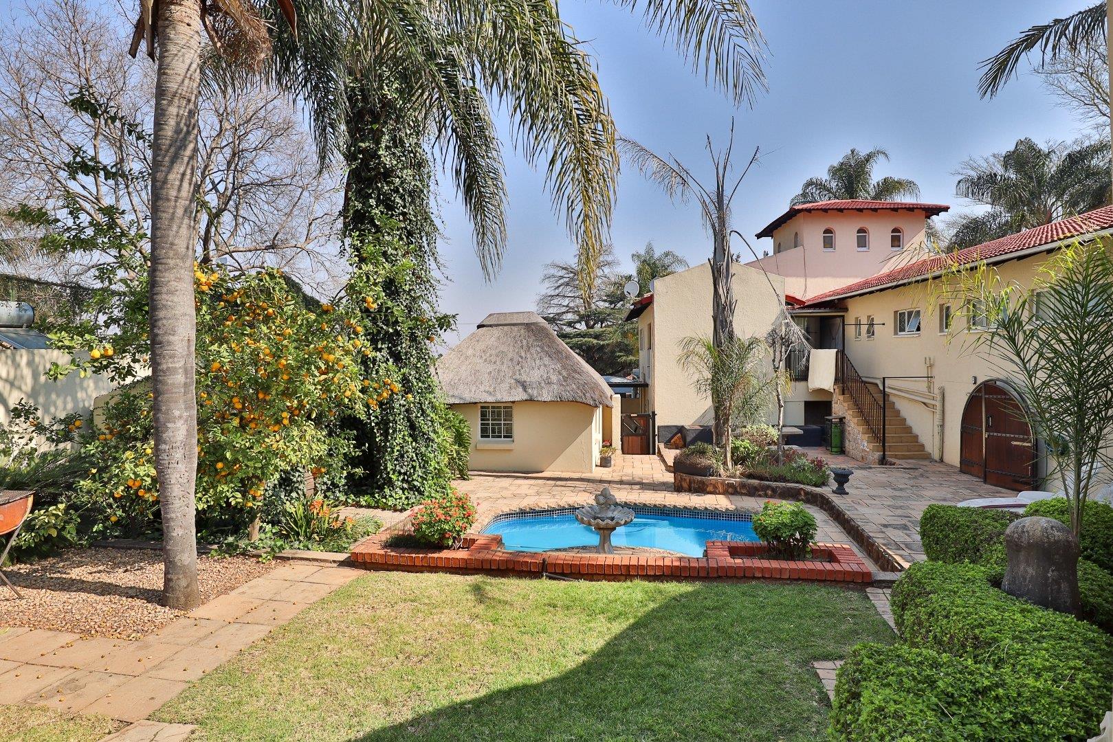 Commercial property for sale in Hartbeespoort Hartbeespoort Property