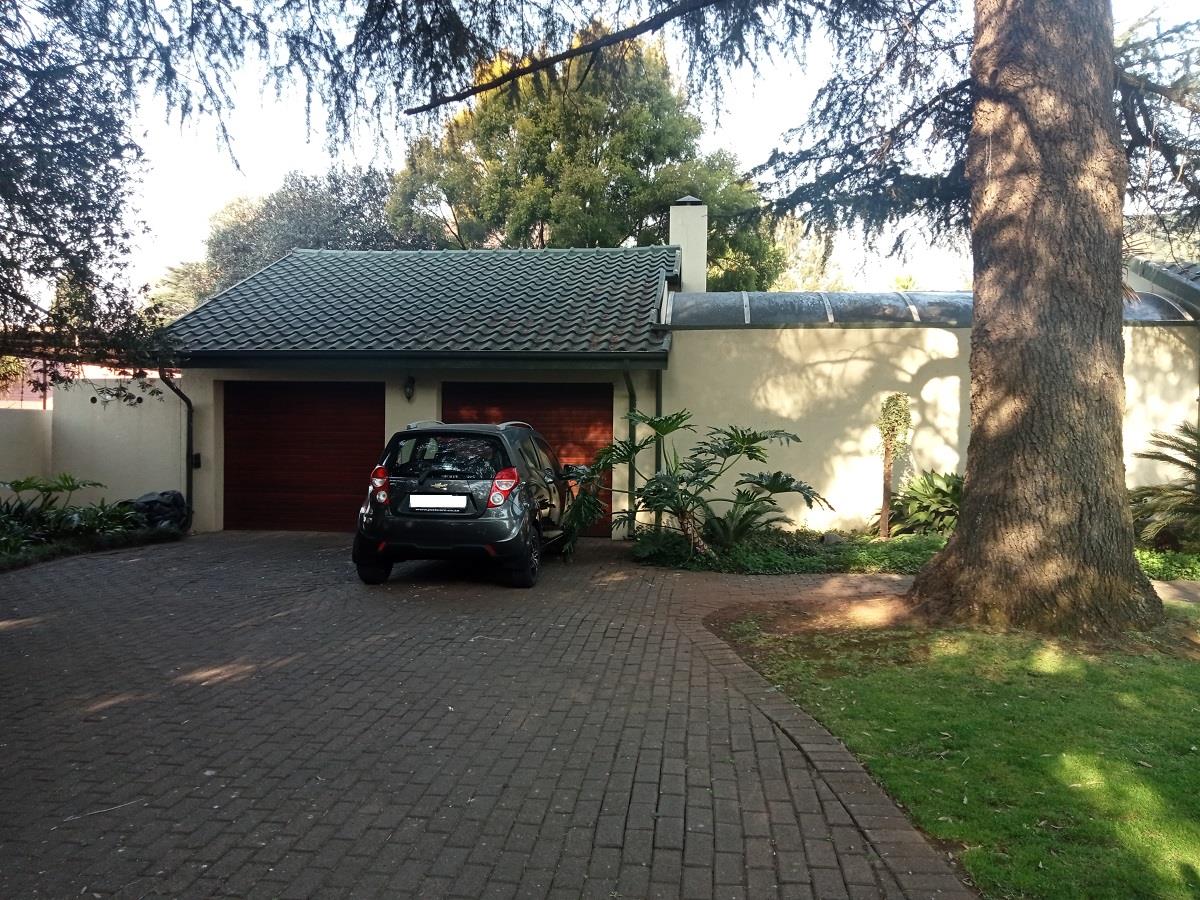 4 Bedroom House for sale in Vanderbijlpark SW 5 P24113223166
