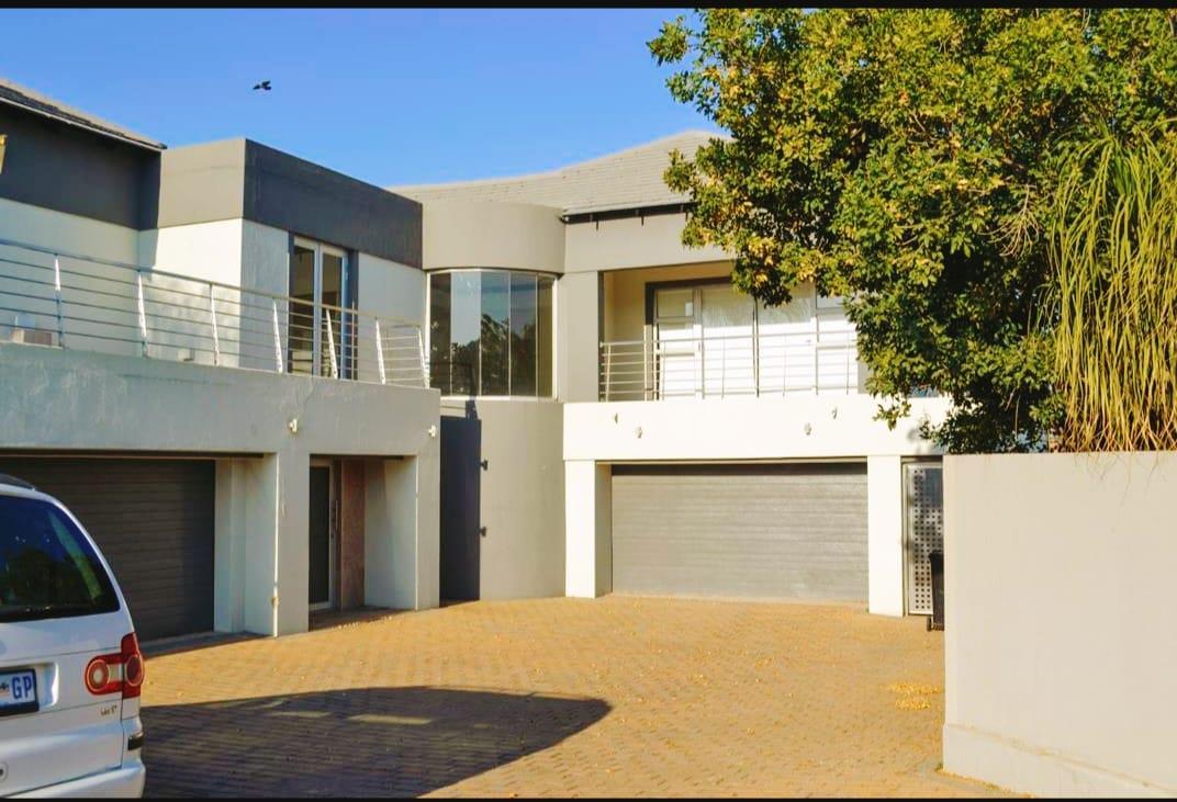 Silver Lakes Golf Estate Property Property and houses to rent in