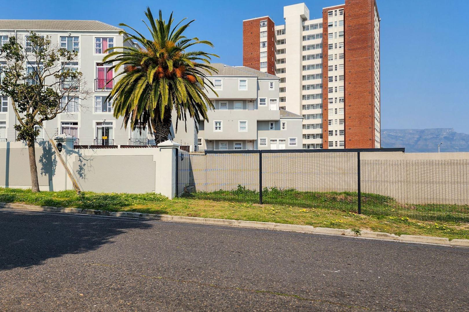 Milnerton Central Property Apartments / flats for sale in Milnerton Central