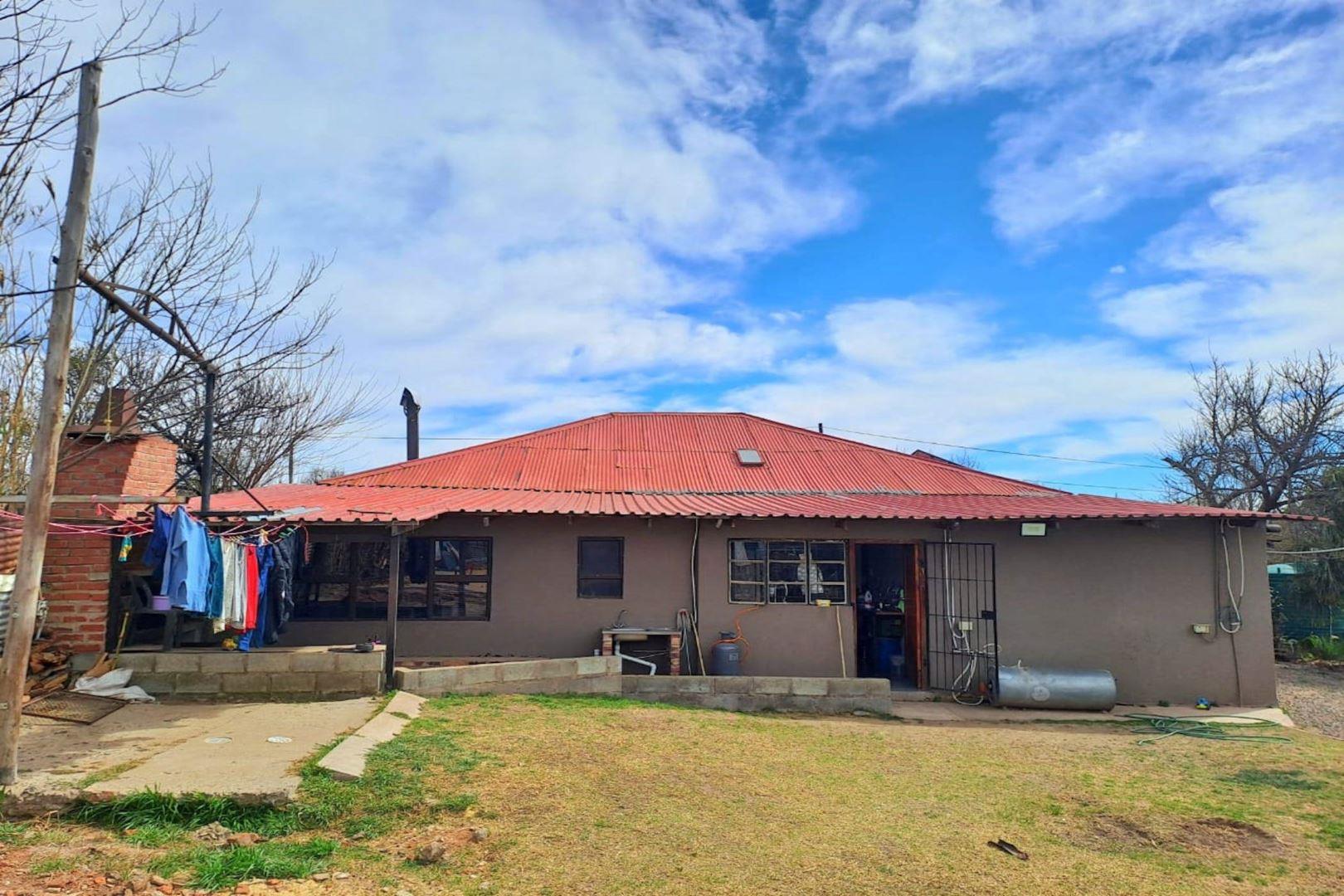 8 Bedroom House for sale in Cedarville P24113228813