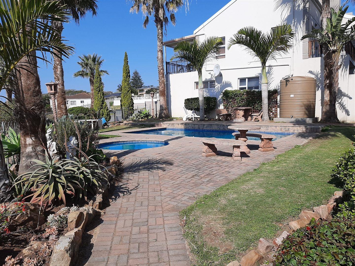 2 Bedroom Townhouse for sale in Port Alfred Central 33 Southwell Manor, 33 Southwell Manor