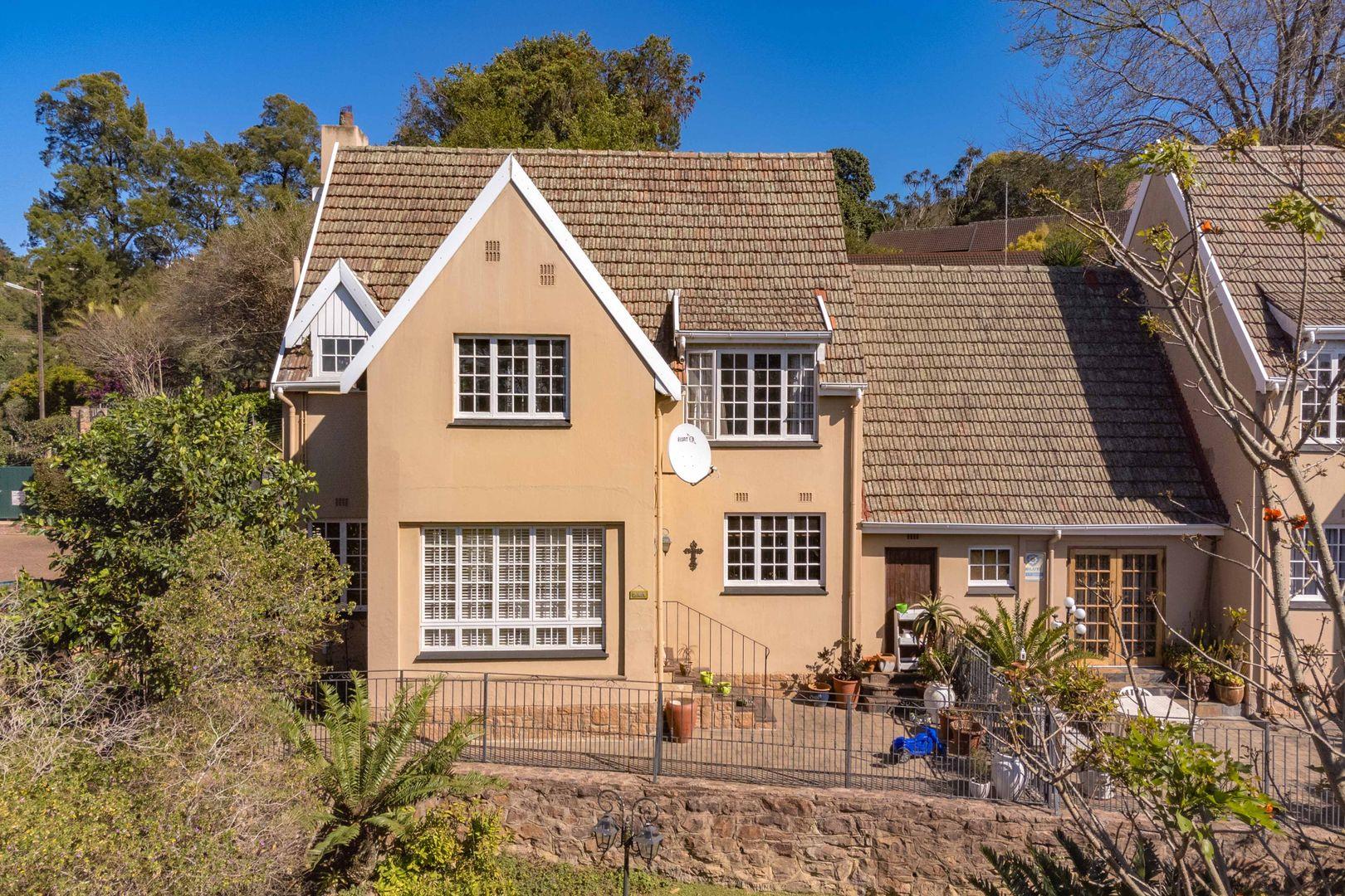 Townhouses for sale in Hillcrest Hillcrest Property