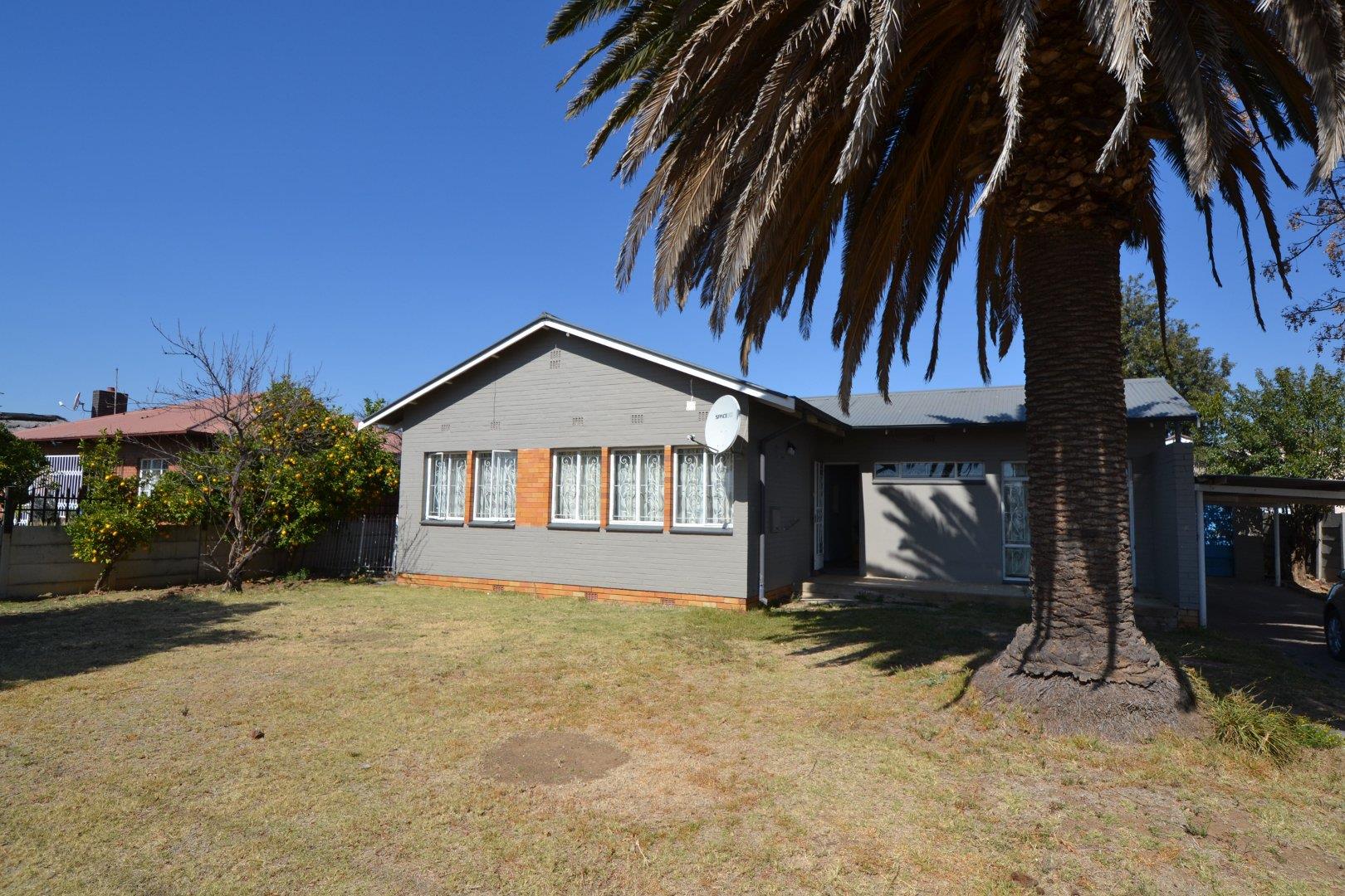 4 Bedroom House for sale in Ross Kent South P24113230954