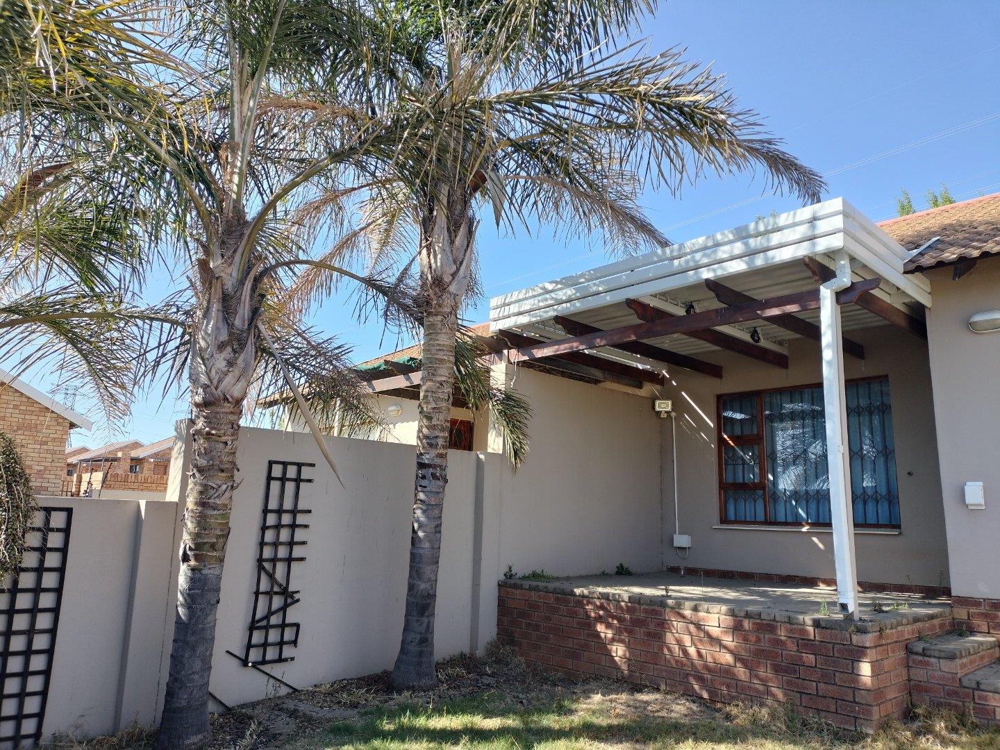 Hillside, Bloemfontein Property Property and houses for sale in