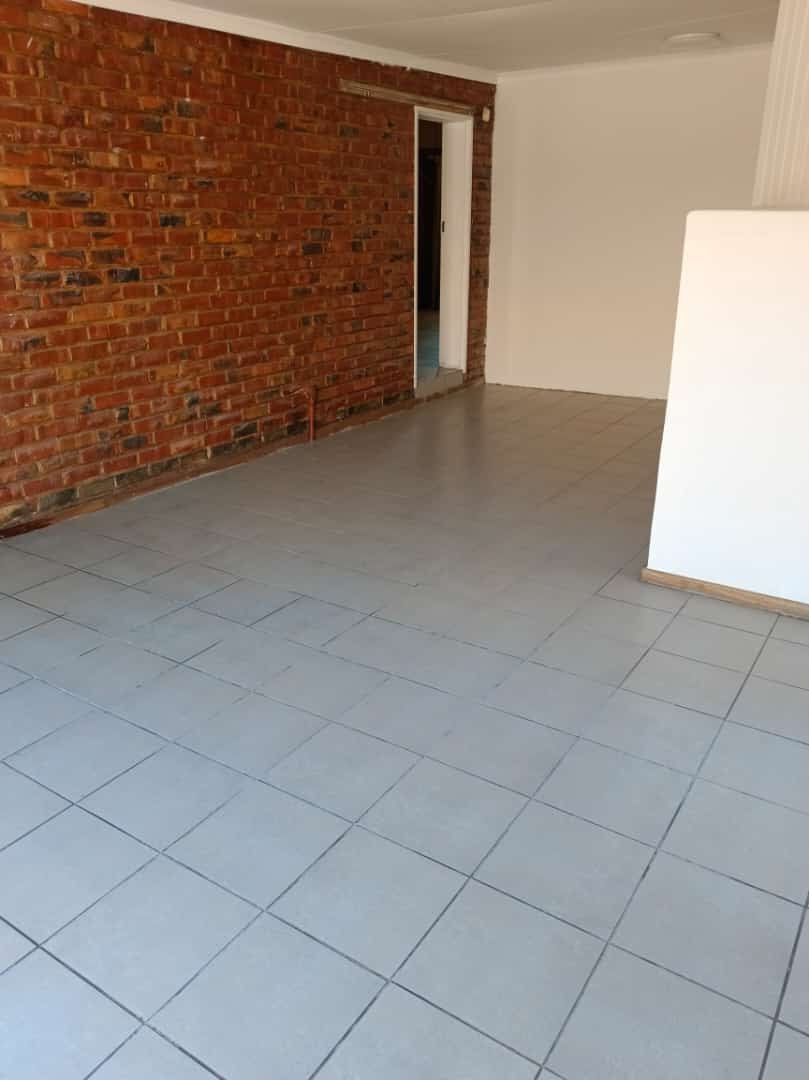 Riviera, Kimberley Property Apartments / flats to rent in Riviera