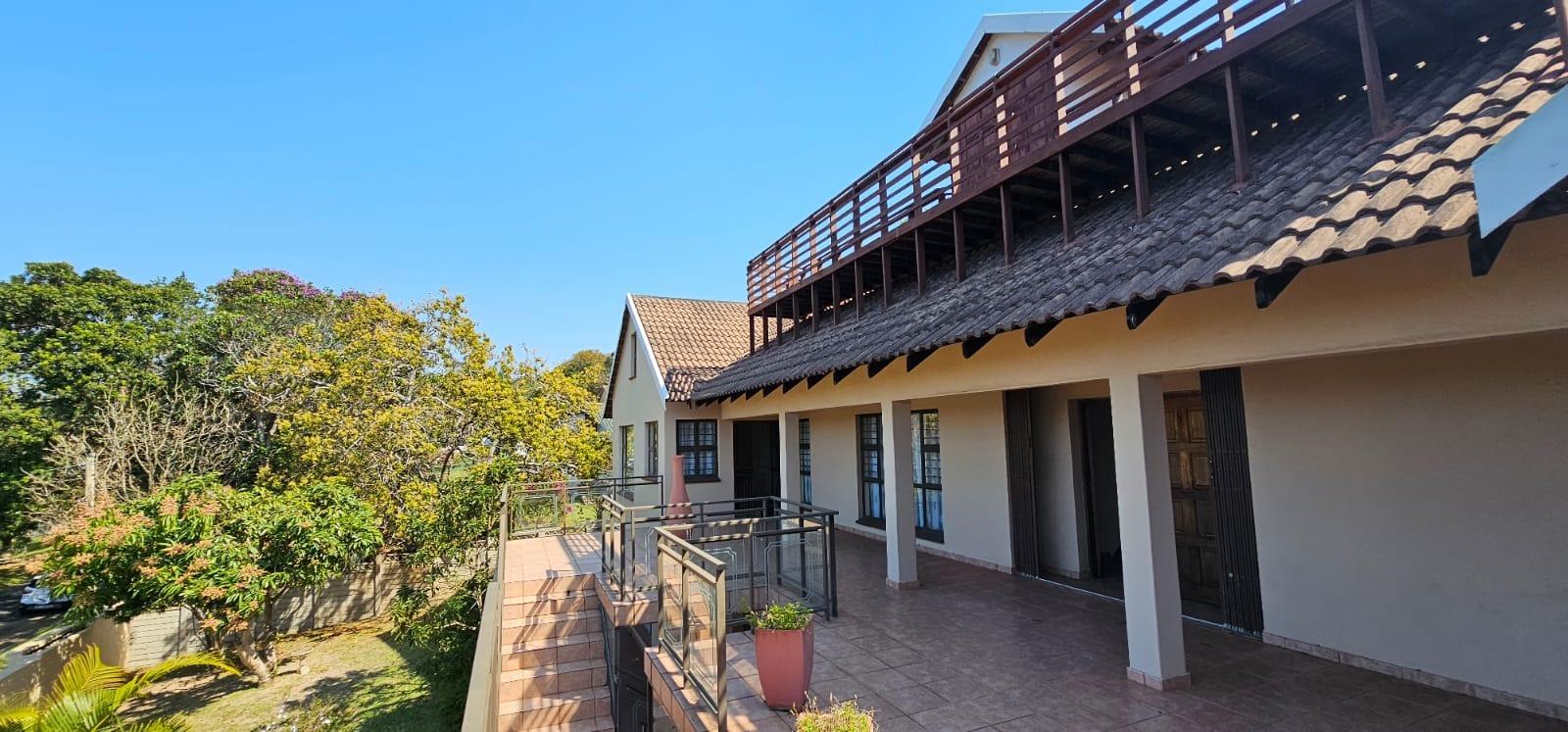 4 Bedroom House for sale in Pennington P24112845143