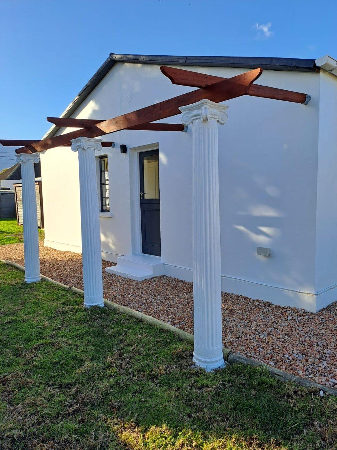 2 Bedroom House for sale in Robertson 14 Smith Street P24113248092