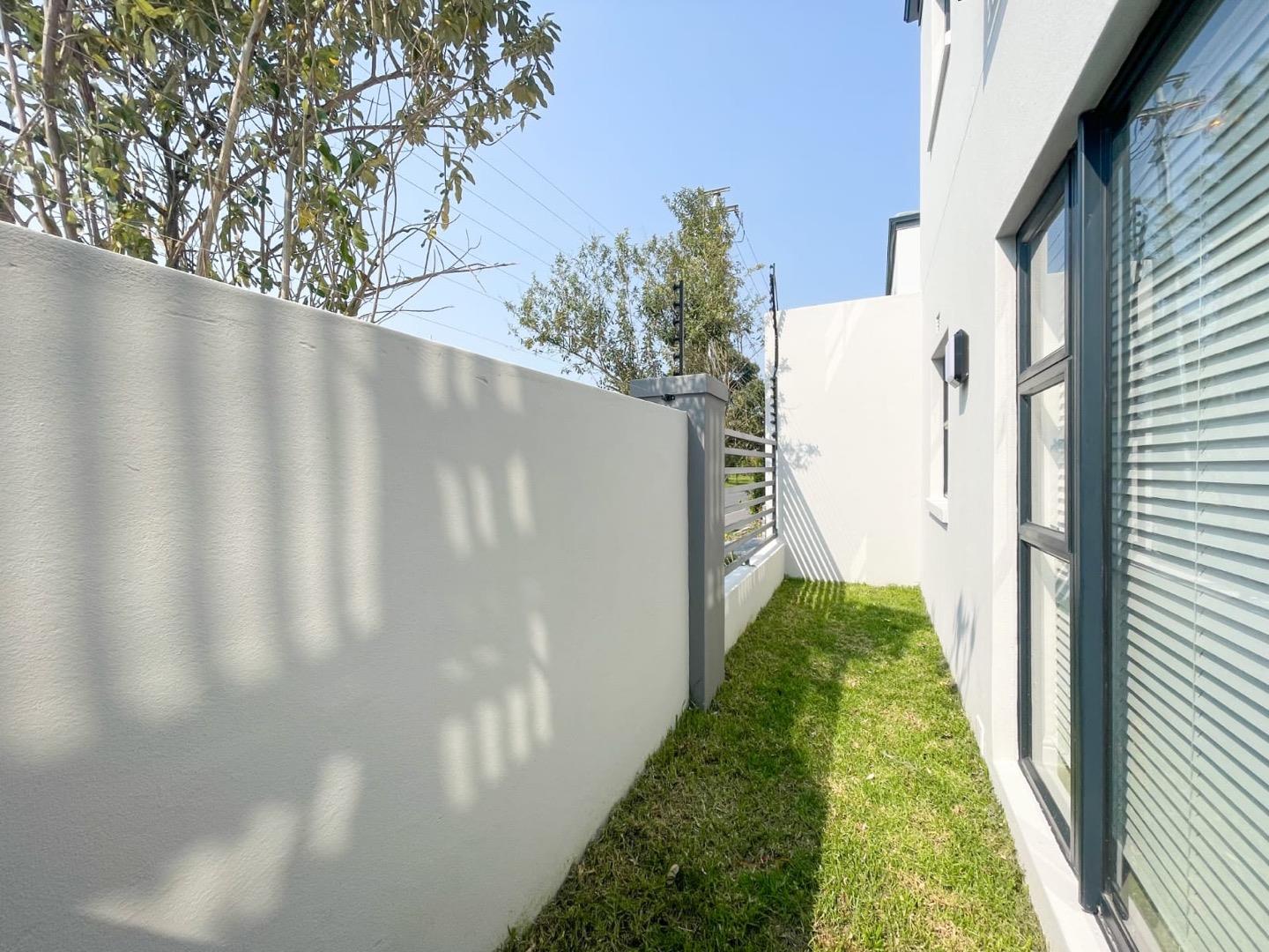 Southern Suburbs Property Apartment / flat to rent in Southern