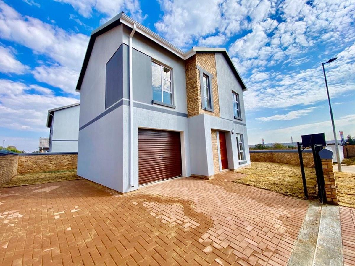 3 Bedroom House for sale in Roseacre 70 Henderson Road P24113250728