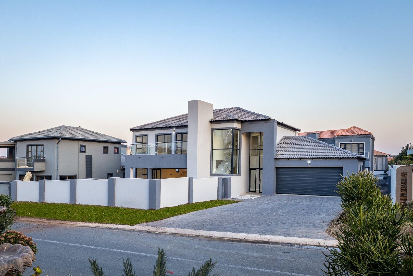 Blue Valley Golf Estate Property Property and houses for sale in Blue